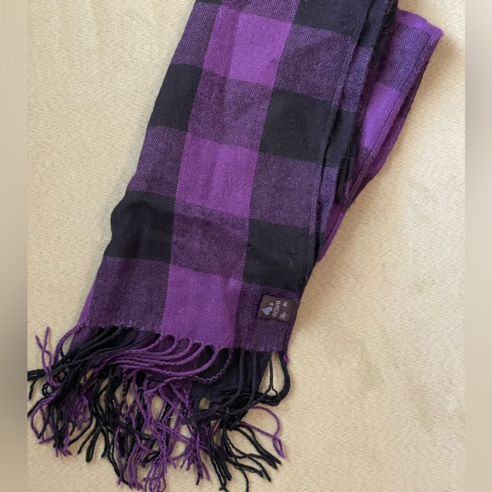 💜 Purple & 🖤 Black Scarf 🧣